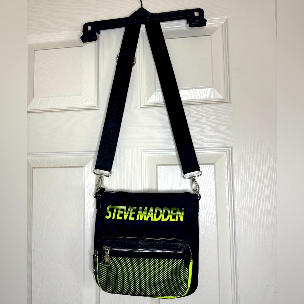Steve Madden Black and Green Crossbody Bag